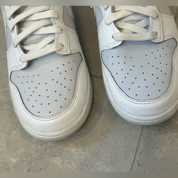 Men’s 2022 Dunk High 'White Pure Platinum' - Picture 5 of 13